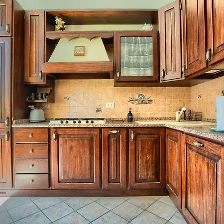 Fronte Ciclabile Con Posto Per Auto E Biciclette Apartman Imperia