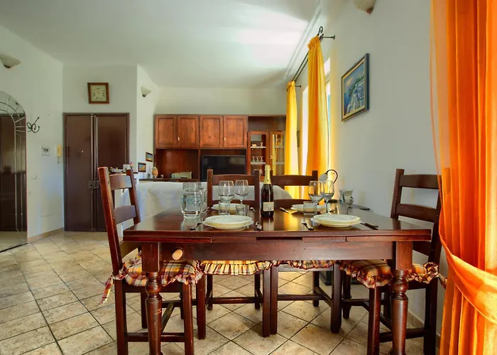 Apartment Fronte Ciclabile Con Posto Per Auto E Biciclette